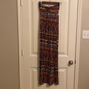Women’s small long Aztec print strapless long dress forever 21